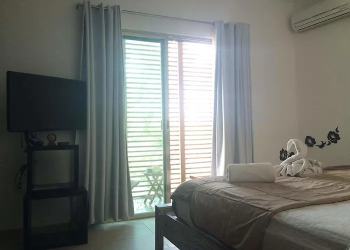 Luna Llena Hotel